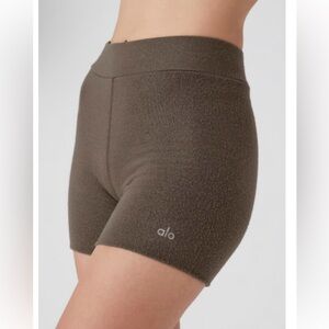 ALO Yoga Women's Olive Bike Shorts